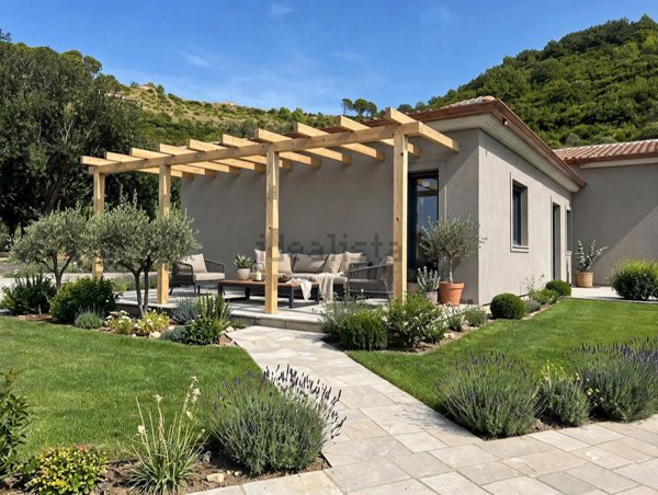 casa indipendente in vendita a Castellabate