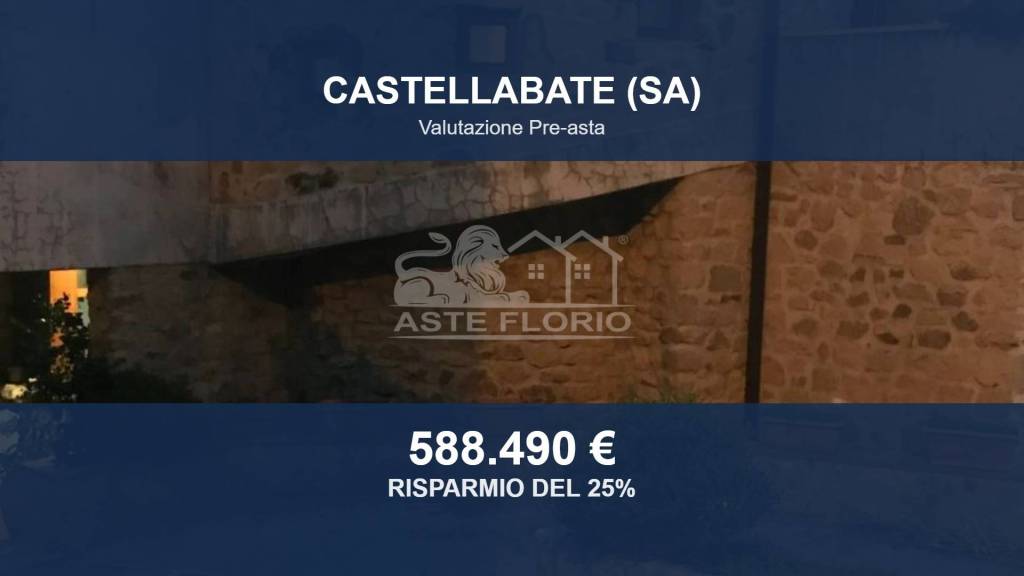 casa indipendente in vendita a Castellabate in zona Santa Maria