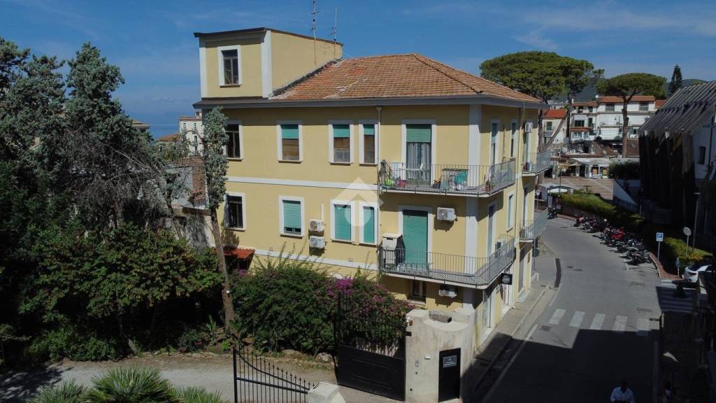 appartamento in vendita a Castellabate in zona Santa Maria