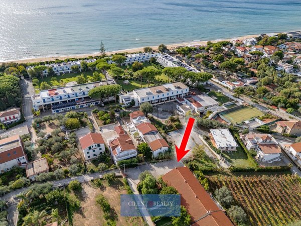 casa indipendente in vendita a Castellabate in zona Santa Maria