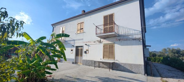 appartamento in vendita a Castelnuovo Cilento