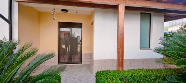 casa indipendente in vendita a Castelnuovo Cilento