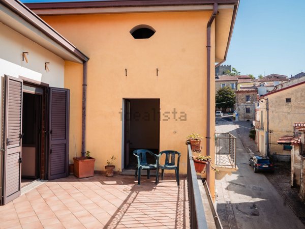 pentavano in vendita a Castelnuovo Cilento