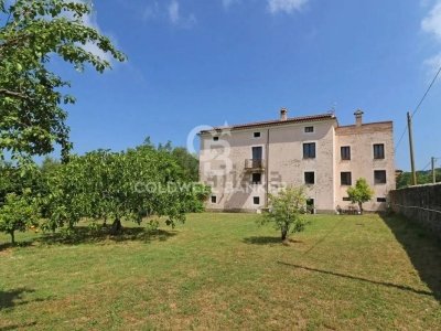 casa indipendente in vendita a Castelnuovo Cilento