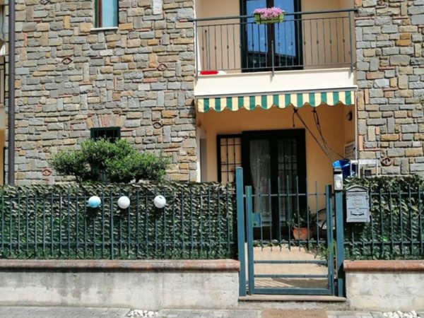 casa indipendente in vendita a Castelnuovo Cilento