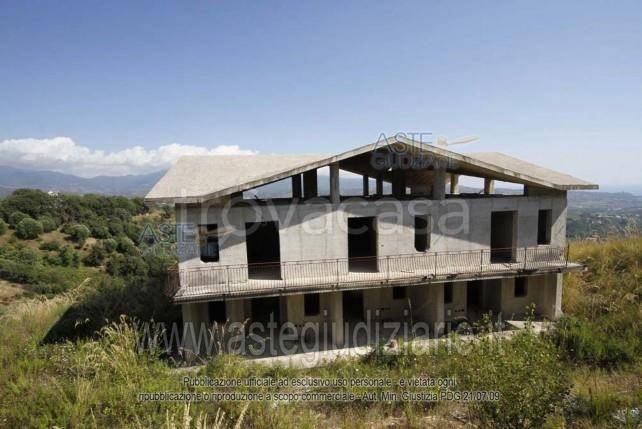 terreno edificabile in vendita a Castelnuovo Cilento