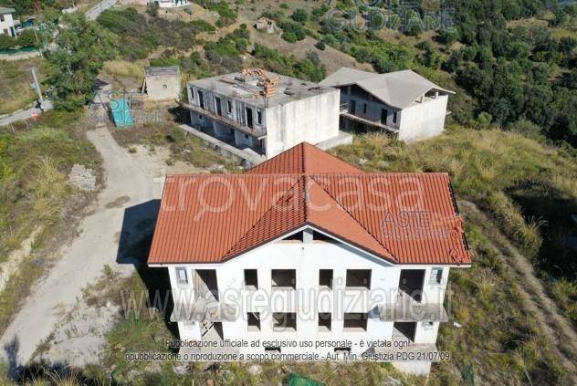 terreno edificabile in vendita a Castelnuovo Cilento