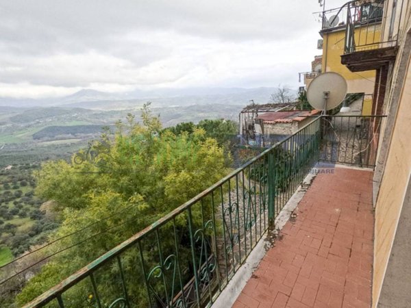 appartamento in vendita a Castelnuovo Cilento