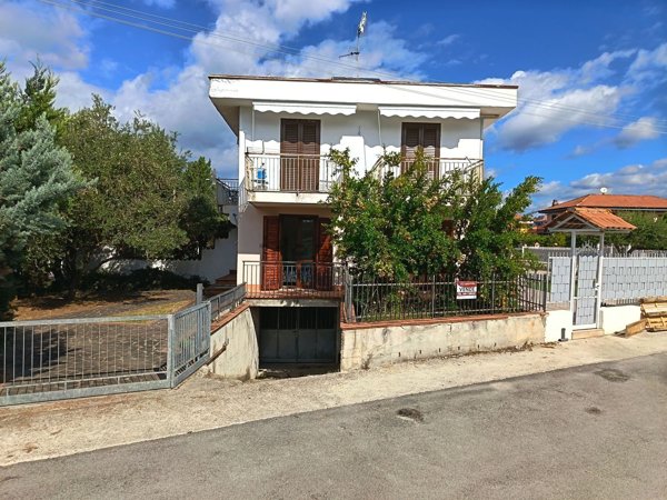 appartamento in vendita a Castelnuovo Cilento in zona Velina