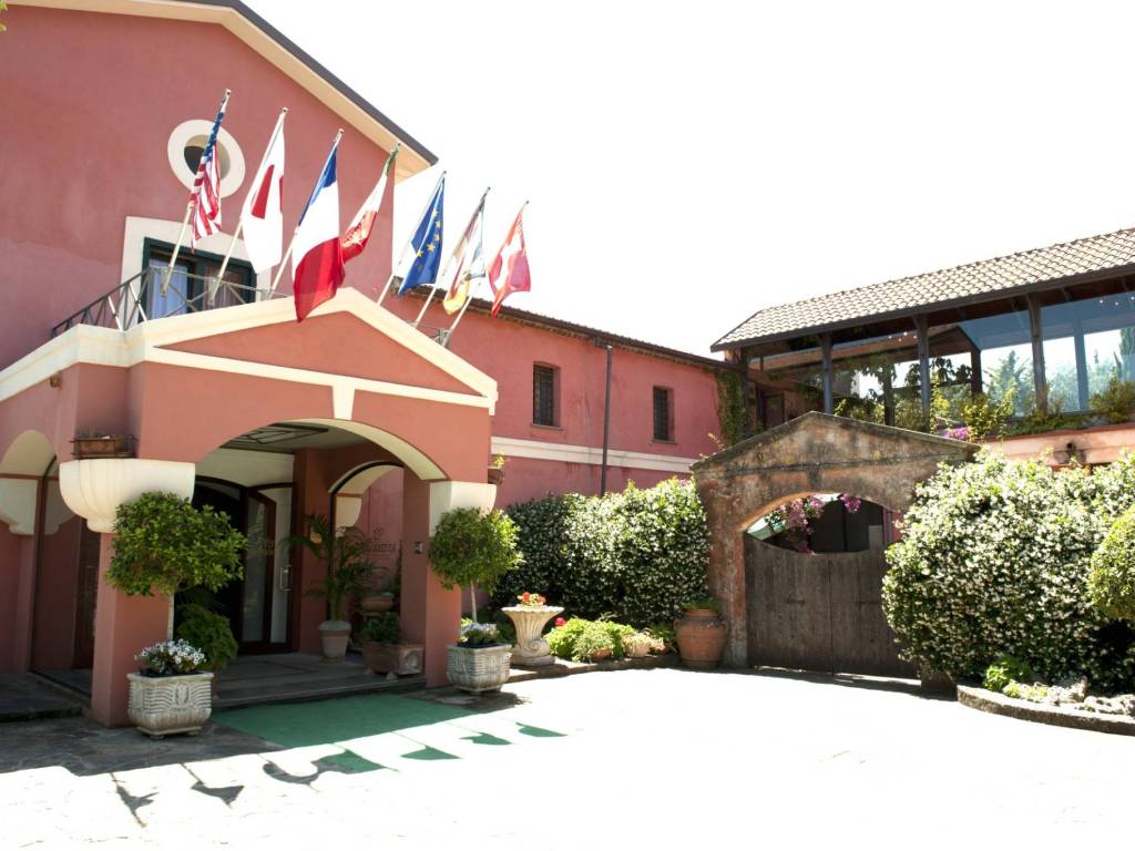 intera palazzina in vendita a Castelnuovo Cilento