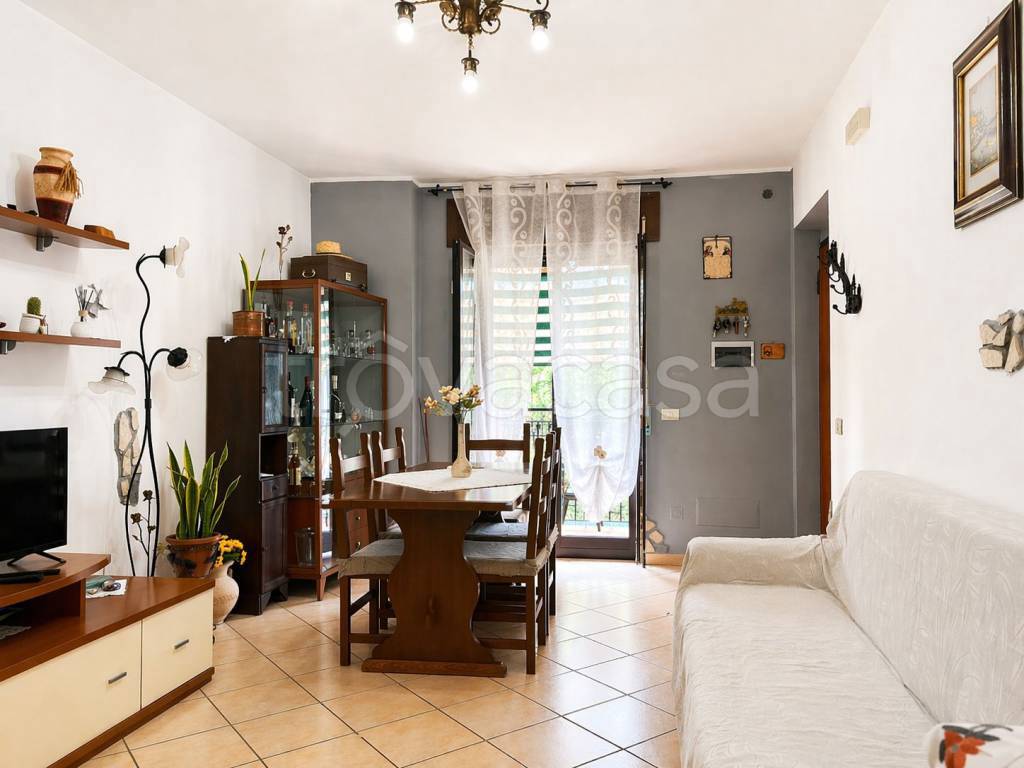 appartamento in vendita a Castelnuovo Cilento