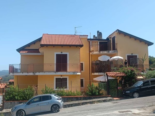 appartamento in vendita a Castelnuovo Cilento in zona Velina