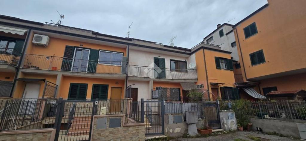 appartamento in vendita a Castelnuovo Cilento in zona Velina