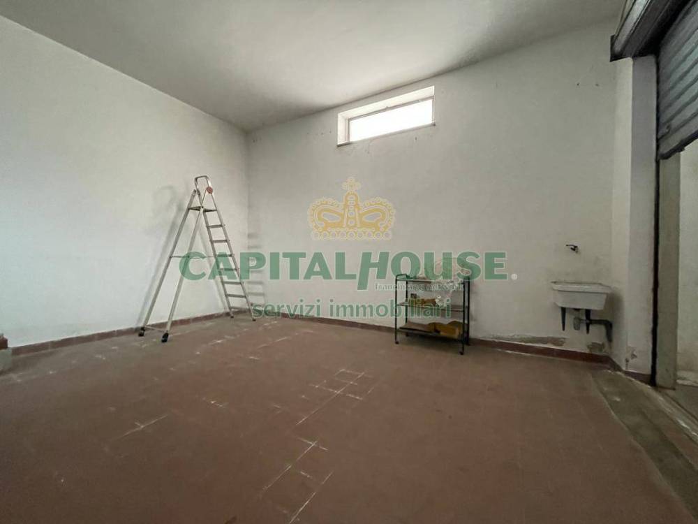 locale di sgombero in vendita a Castel San Giorgio in zona Aiello