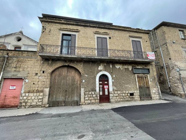 casa indipendente in vendita a Castel San Giorgio