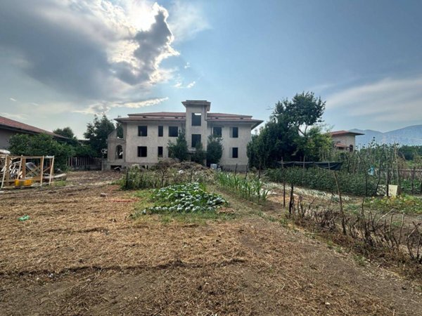 casa indipendente in vendita a Castel San Giorgio