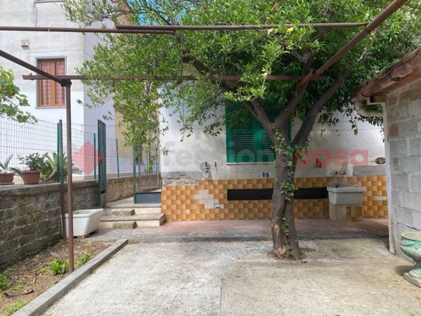 casa indipendente in vendita a Castel San Giorgio