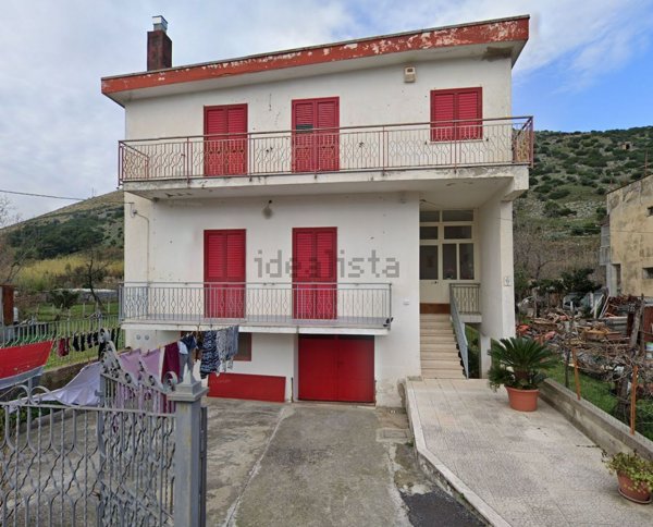 casa indipendente in vendita a Castel San Giorgio in zona Lanzara
