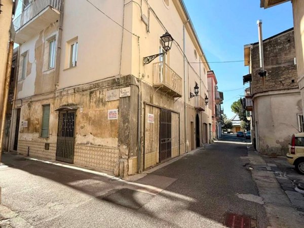 casa indipendente in vendita a Castel San Giorgio in zona Lanzara