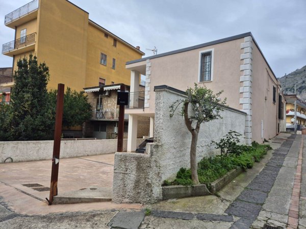 casa indipendente in vendita a Castel San Giorgio in zona Lanzara