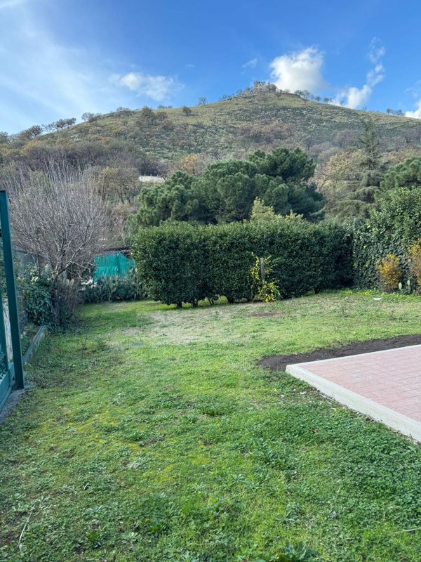 casa indipendente in vendita a Castel San Giorgio