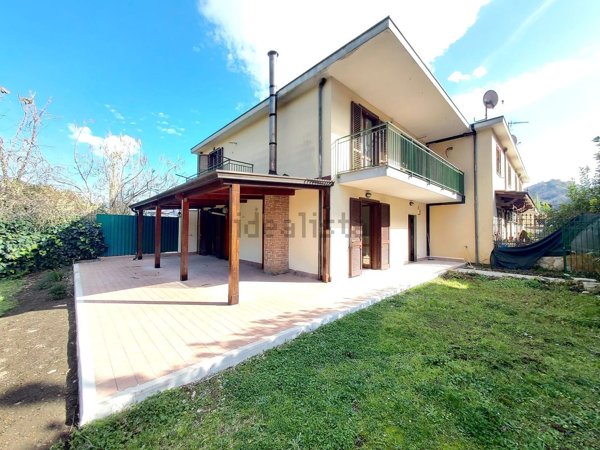 casa indipendente in vendita a Castel San Giorgio