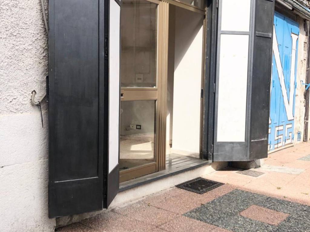 negozio in vendita a Castel San Giorgio