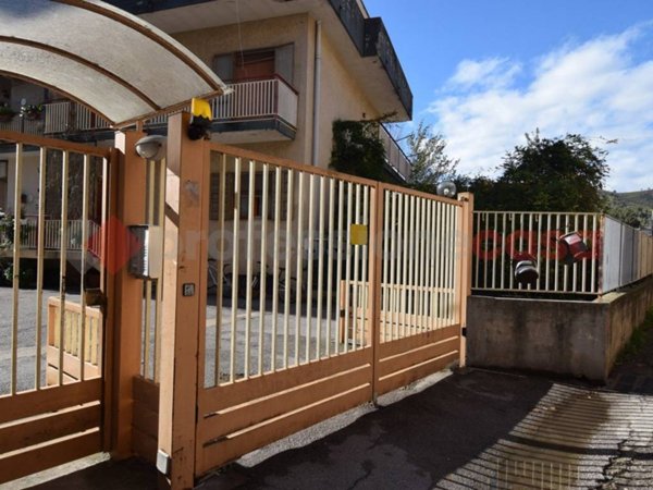 appartamento in vendita a Castel San Giorgio in zona Lanzara