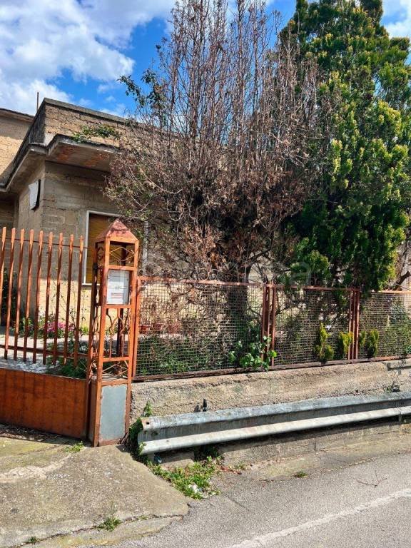 casa indipendente in vendita a Castel San Giorgio in zona Lanzara