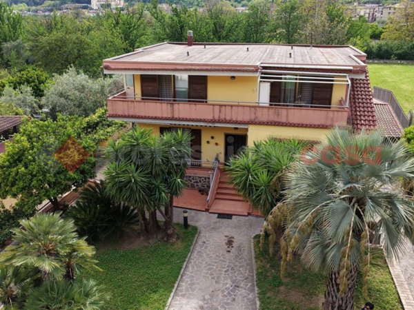 casa indipendente in vendita a Castel San Giorgio