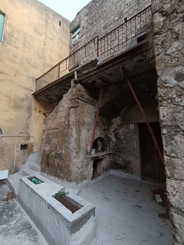 rudere in vendita a Castel San Giorgio in zona Torello