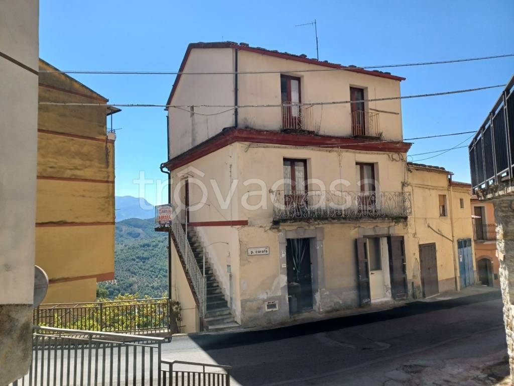 appartamento in vendita a Castel San Lorenzo