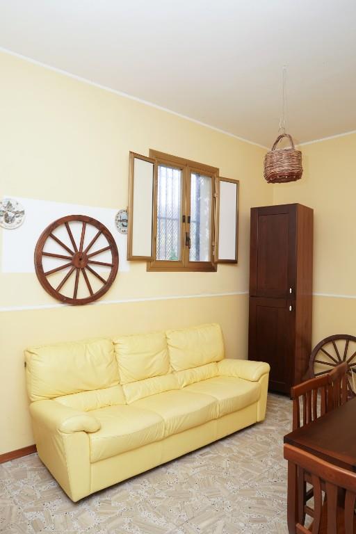 casa indipendente in vendita a Castel San Lorenzo