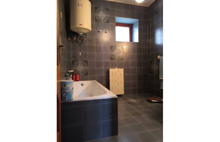 casa indipendente in vendita a Castel San Lorenzo