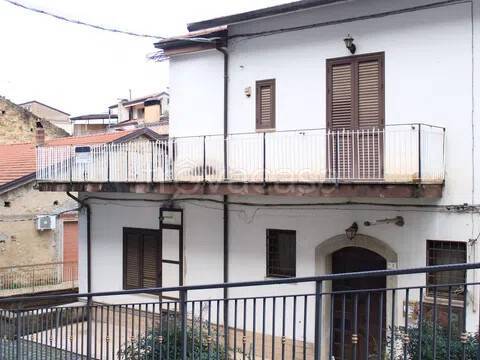 appartamento in vendita a Castel San Lorenzo