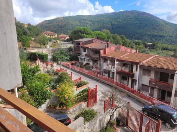 casa indipendente in vendita a Castiglione del Genovesi