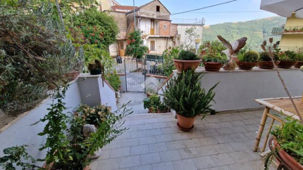 casa indipendente in vendita a Castiglione del Genovesi