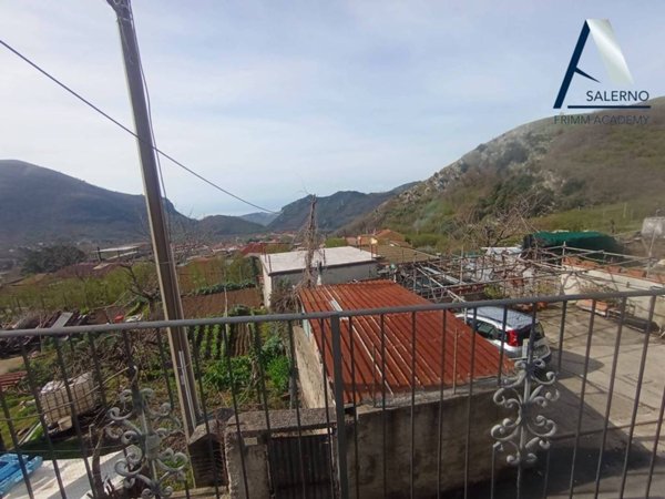 casa indipendente in vendita a Castiglione del Genovesi