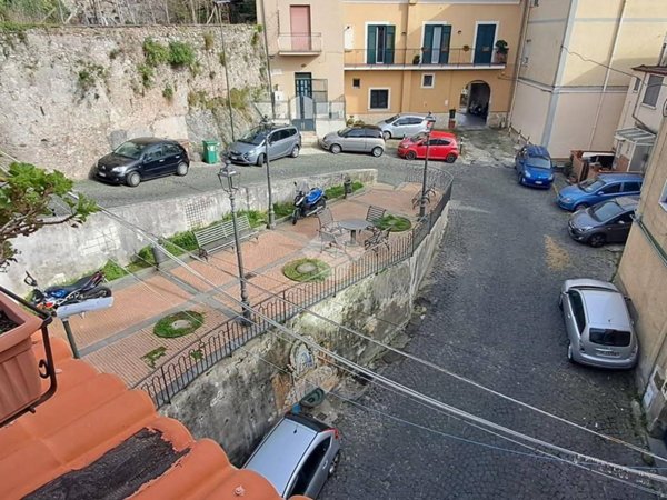 appartamento in vendita a Cava de' Tirreni in zona Annunziata