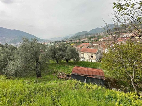 terreno agricolo in vendita a Cava de' Tirreni in zona Pregiato