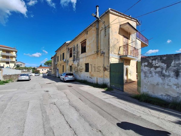 pentavano in vendita a Cava de' Tirreni