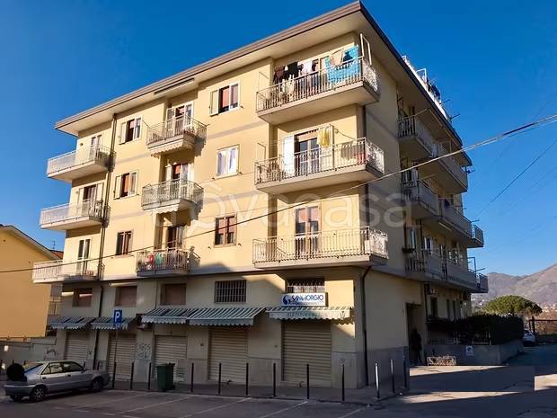 appartamento in vendita a Cava de' Tirreni in zona Pregiato