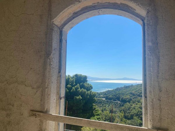 casa indipendente in vendita a Cava de' Tirreni in zona Croce