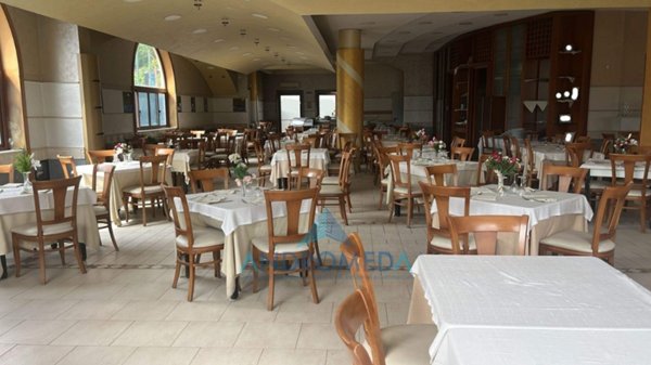 negozio in vendita a Cava de' Tirreni