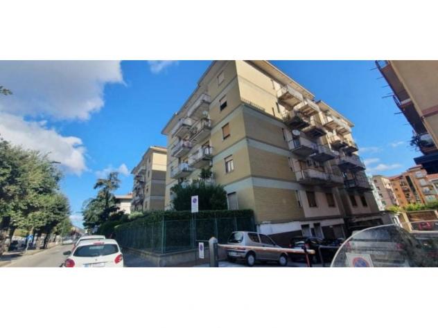 negozio in vendita a Cava de' Tirreni