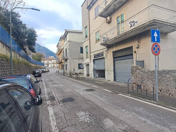 negozio in affitto a Cava de' Tirreni