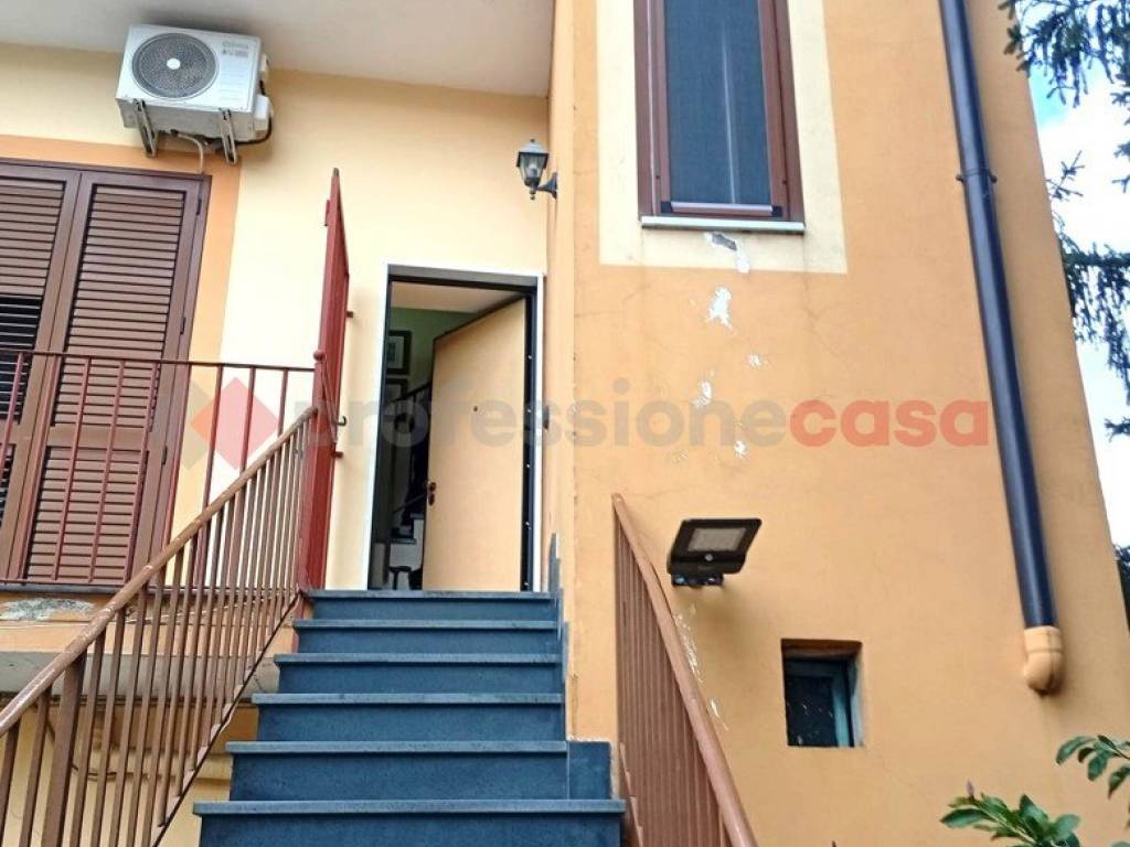 appartamento in vendita a Cava de' Tirreni in zona Pianesi