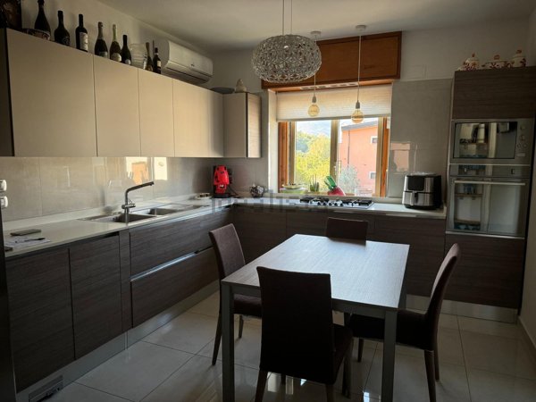 appartamento in vendita a Cava de' Tirreni in zona Santa Lucia