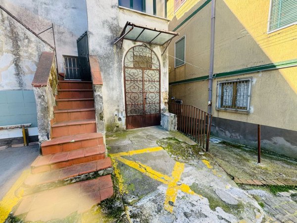 appartamento in vendita a Cava de' Tirreni in zona Annunziata