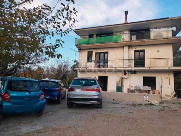 appartamento in vendita a Cava de' Tirreni in zona Petrellosa